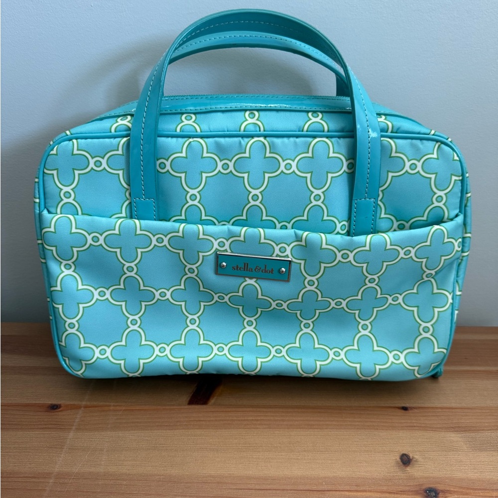 Stella & Dot - stylist exclusive - travel case